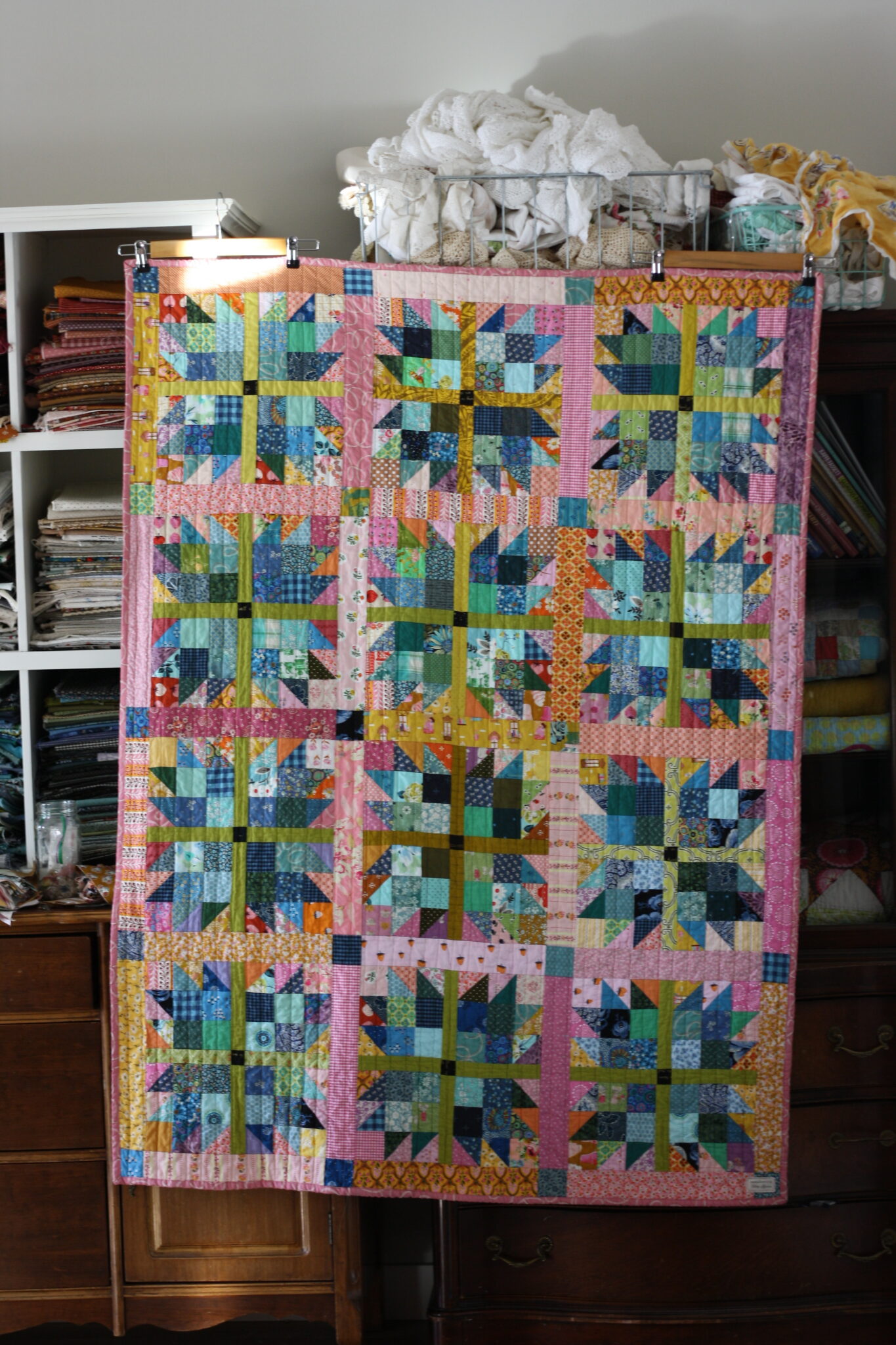 Scrappy Bearpaw Quilt