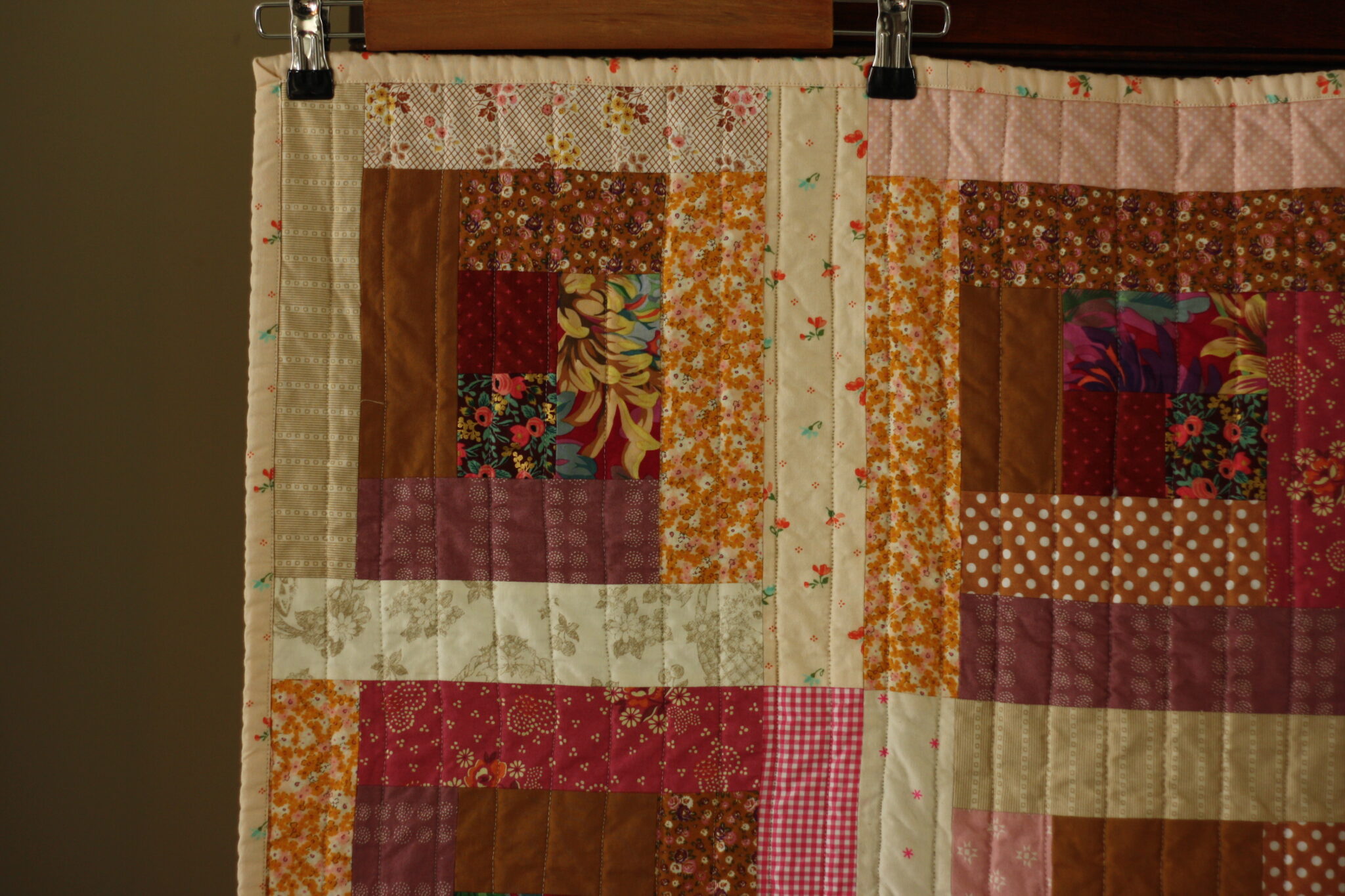 simple-log-cabin-baby-quilt